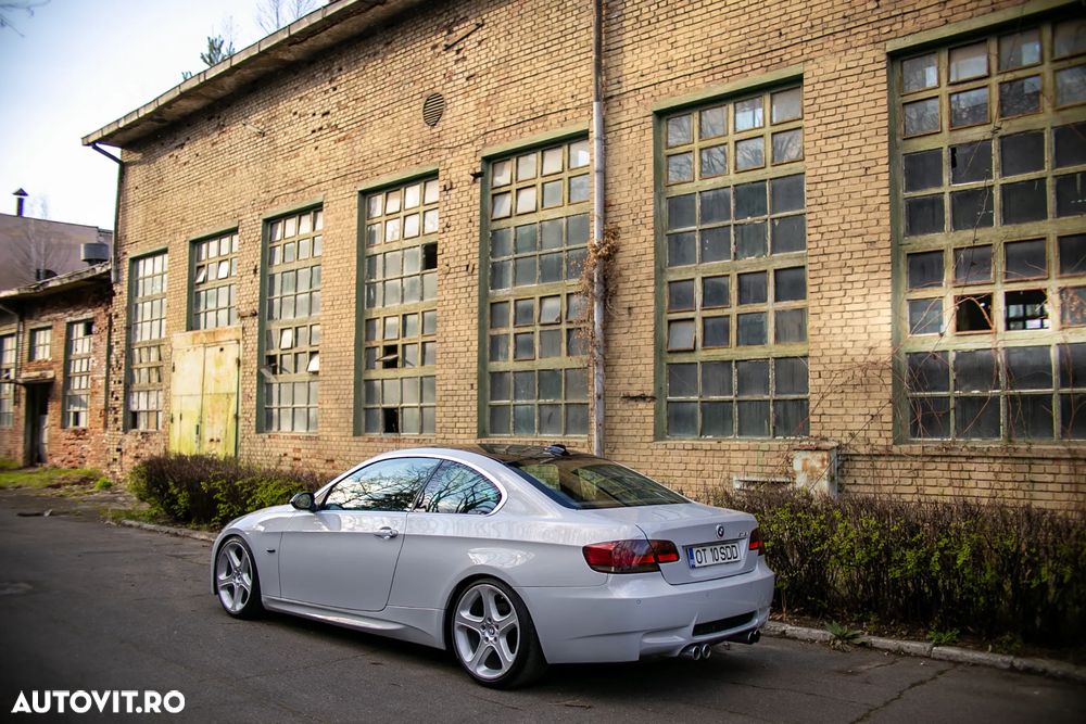 BMW Seria 3 325i Aut. M Sport Edition - 8