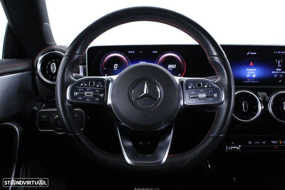 Mercedes-Benz CLA 180 d Shooting Brake AMG Line Aut. - 19