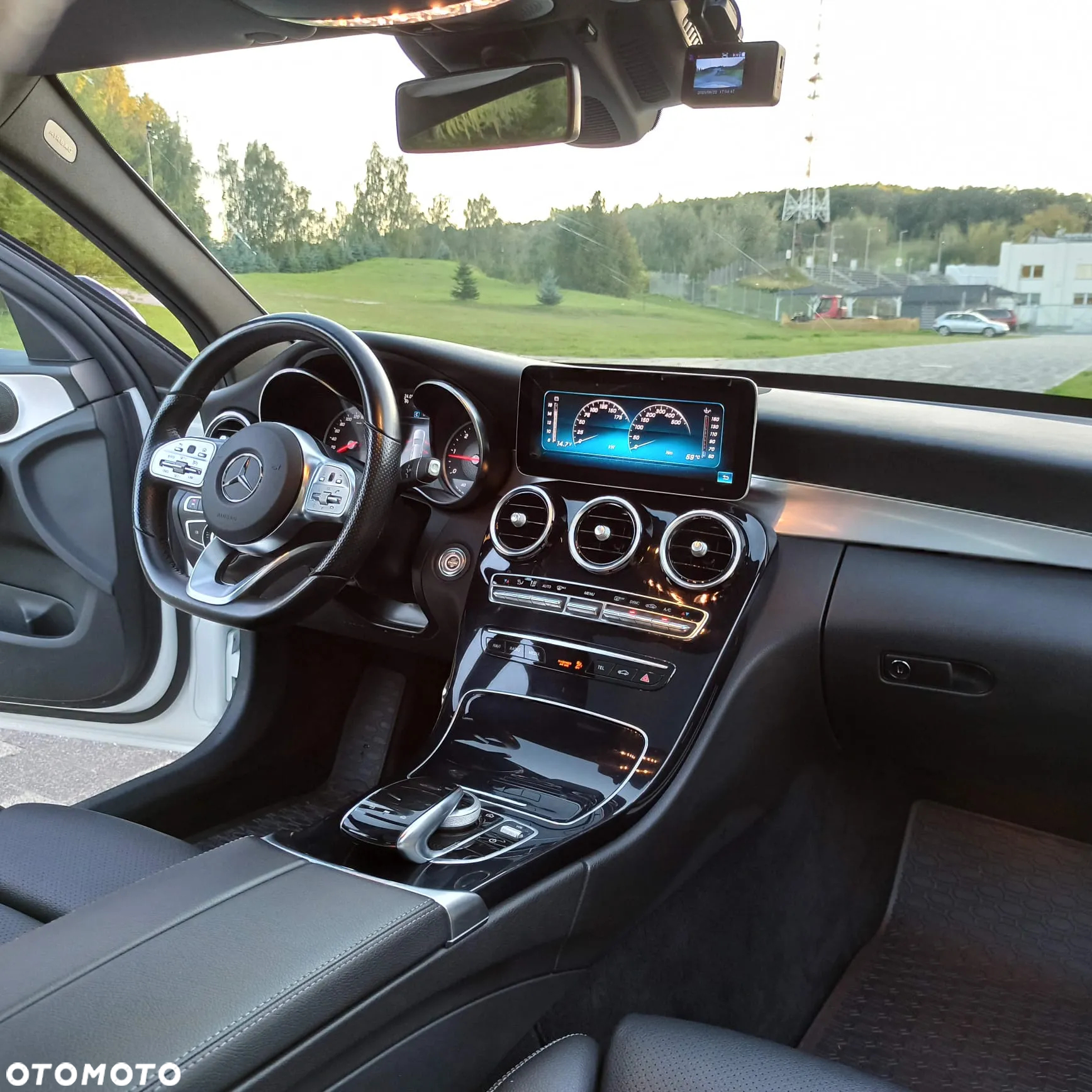 Mercedes-Benz Klasa C 220 d 4Matic T 9G-TRONIC AMG Line - 5
