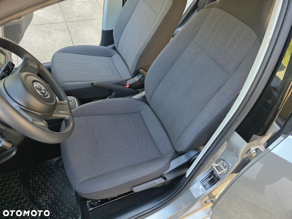 Volkswagen up! 1.0 move CityLine - 26
