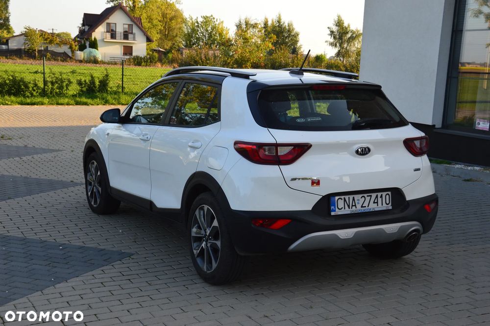 Kia Stonic 1.6 CRDi SCR L - 12