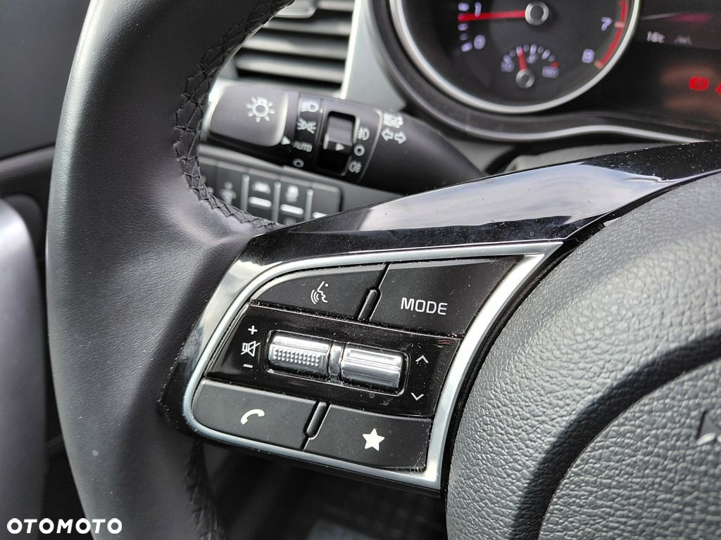 Kia Ceed 1.5 T-GDI M - 14
