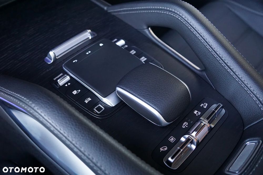 Mercedes-Benz GLE 450 d 4Matic 9G-TRONIC AMG Line Advanced Plus - 24