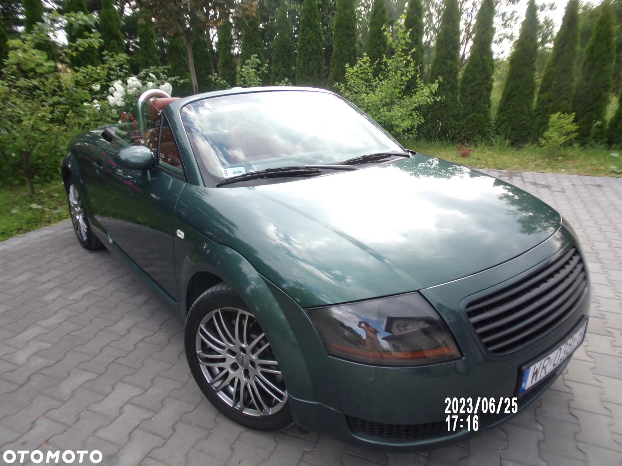 Audi TT Coupé Roadster 1.8T - 16