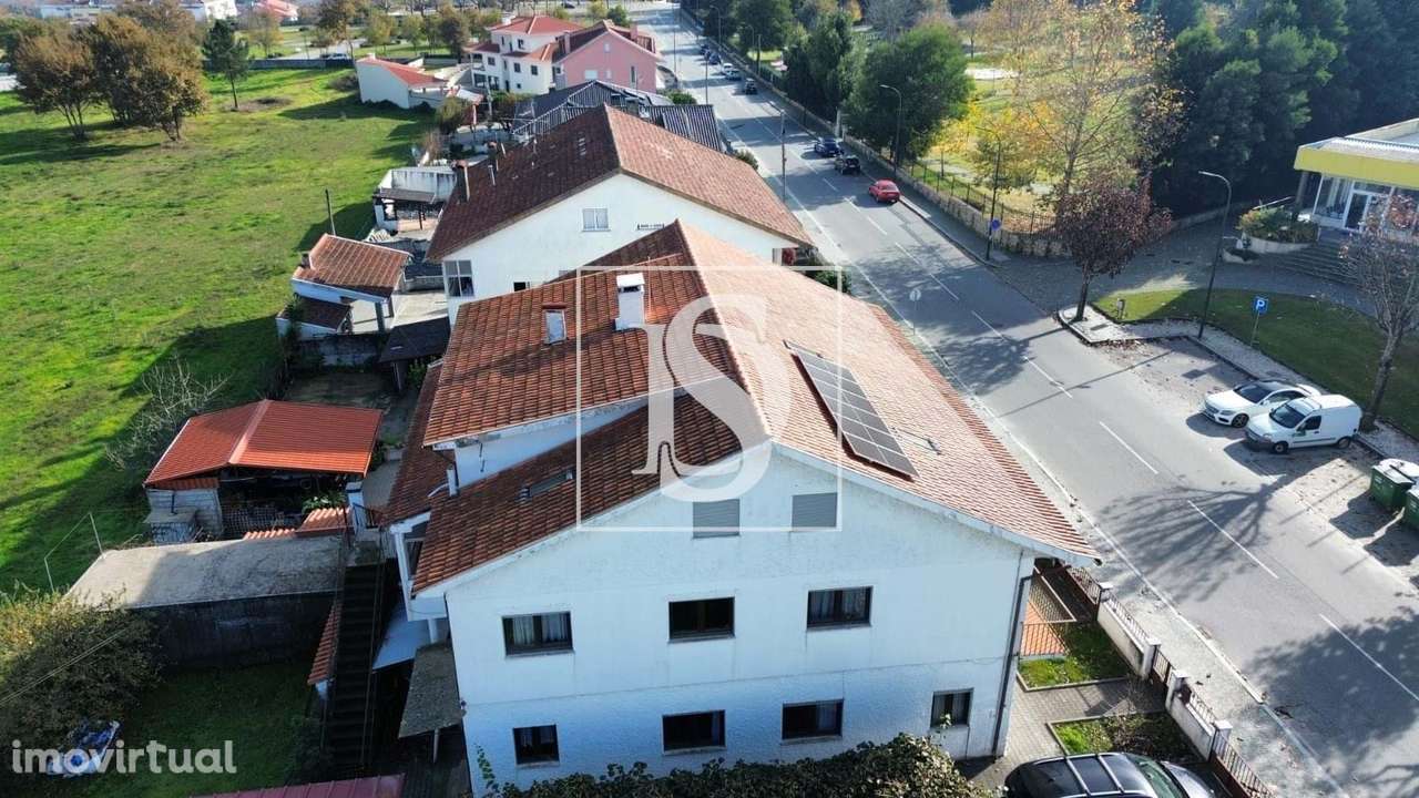 Moradia T6 no centro de Tondela - Grande imagem: 4/27