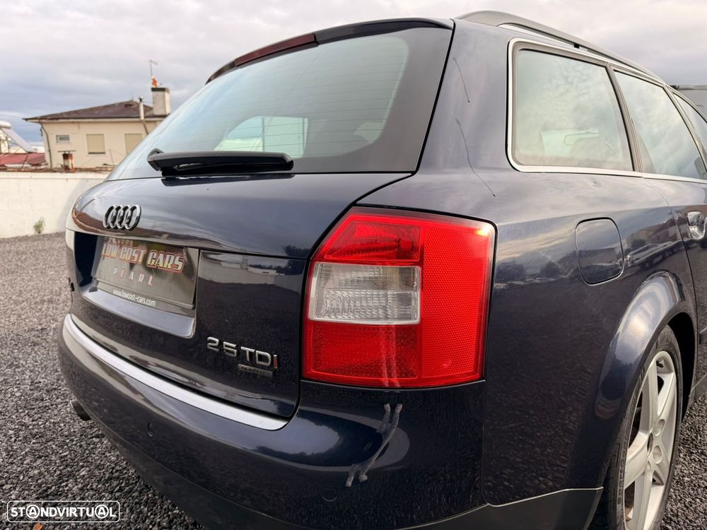 Audi A4 Avant 2.5 TDI quattro - 22