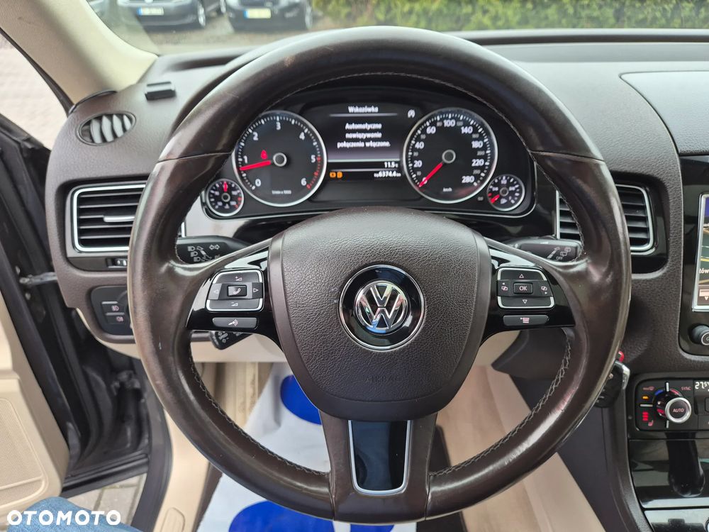 Volkswagen Touareg 3.0 V6 TDI BMT Business Line - 35