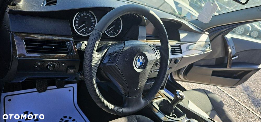 BMW Seria 5 - 25