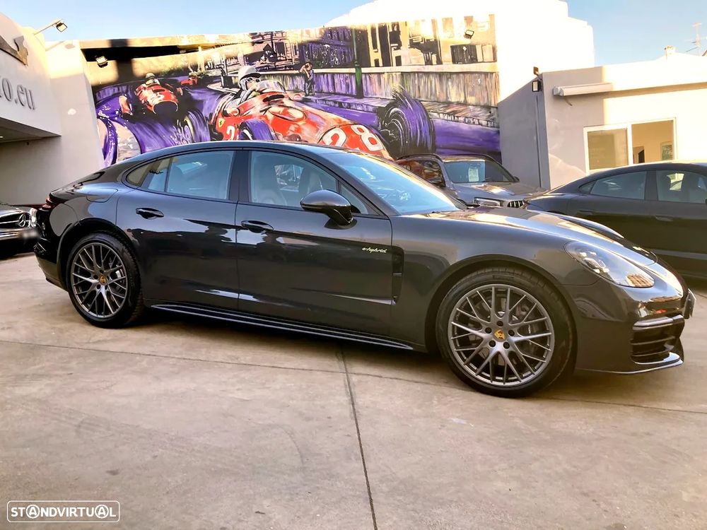 Porsche Panamera 4 E-Hybrid - 2