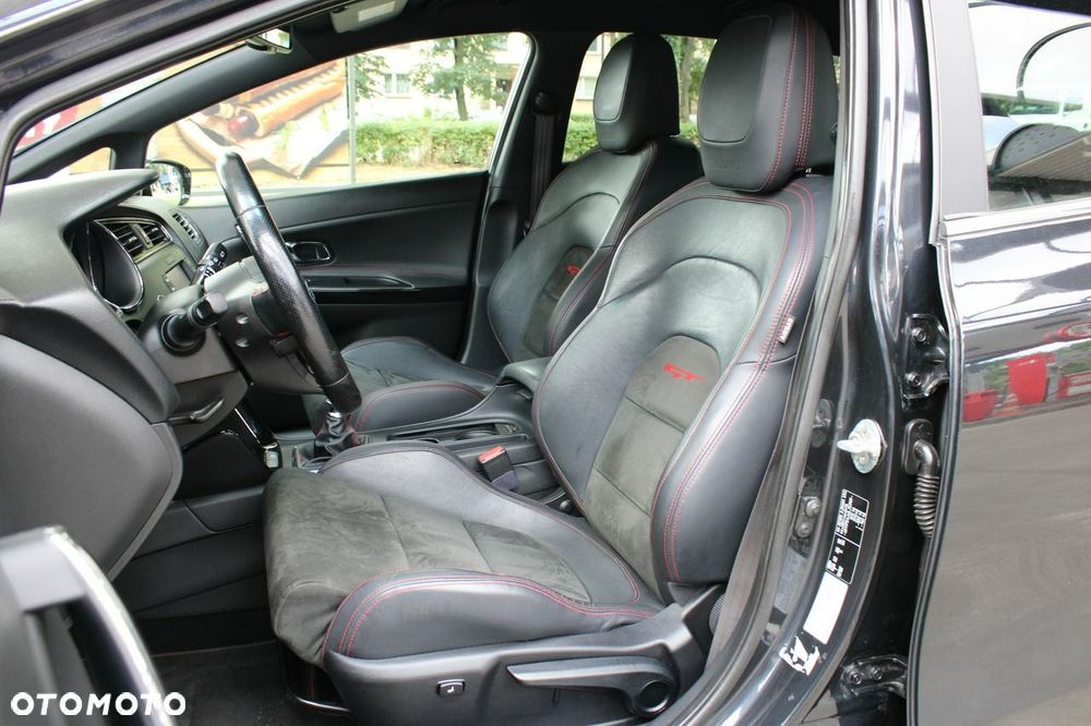 Kia Ceed 1.6 T-GDI GT XL - 12