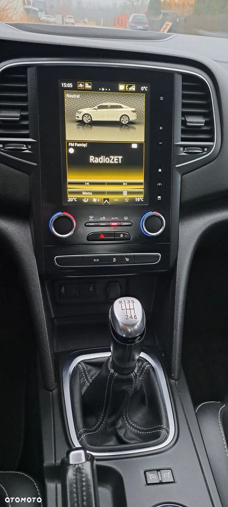 Renault Megane 1.5 Blue dCi Intens - 13