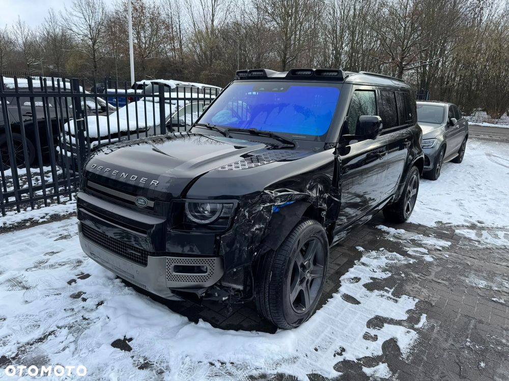 Land Rover Defender - 2