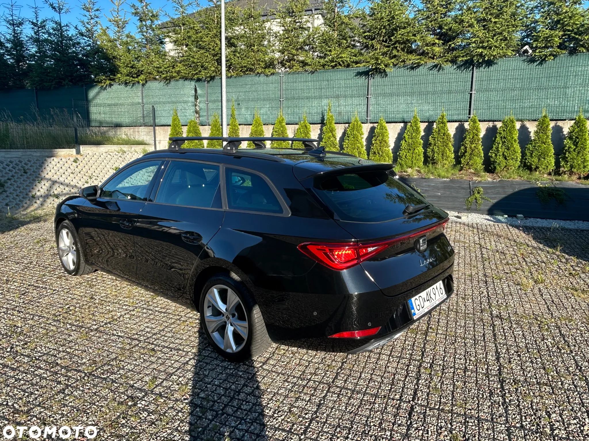 Seat Leon Sportstourer 2.0 TDI 4Drive DSG FR - 10