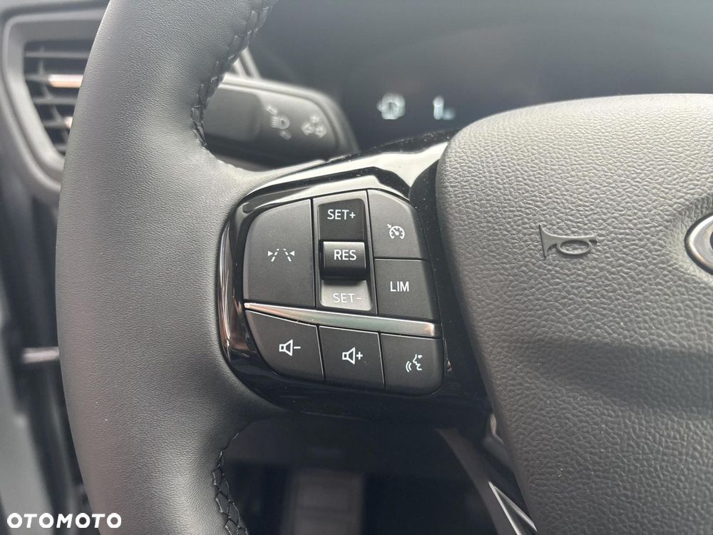 Ford Kuga 1.5 EcoBoost FWD Titanium - 13