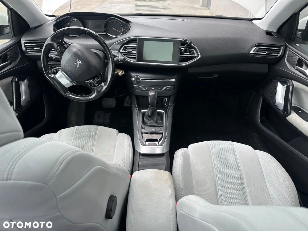 Peugeot 308 BlueHDi 150 EAT6 Stop & Start Allure - 12