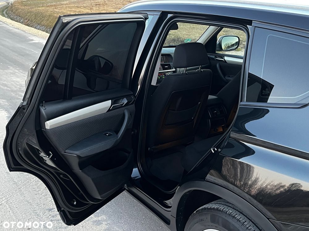 BMW X3 xDrive20d - 28