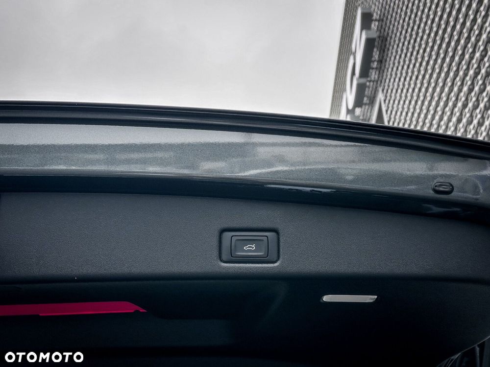 Audi Q5 Sportback - 10