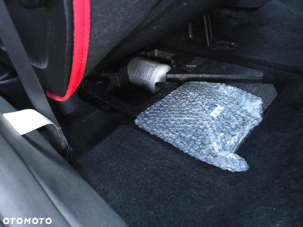 Ford Kuga 2.0 TDCi Titanium FWD - 17