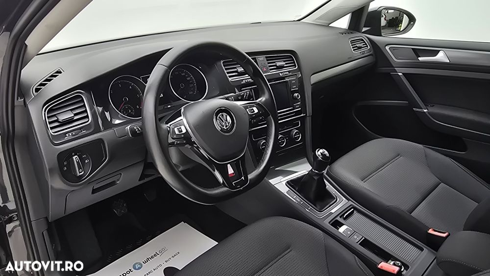 Volkswagen Golf 1.6 TDI Comfortline - 13