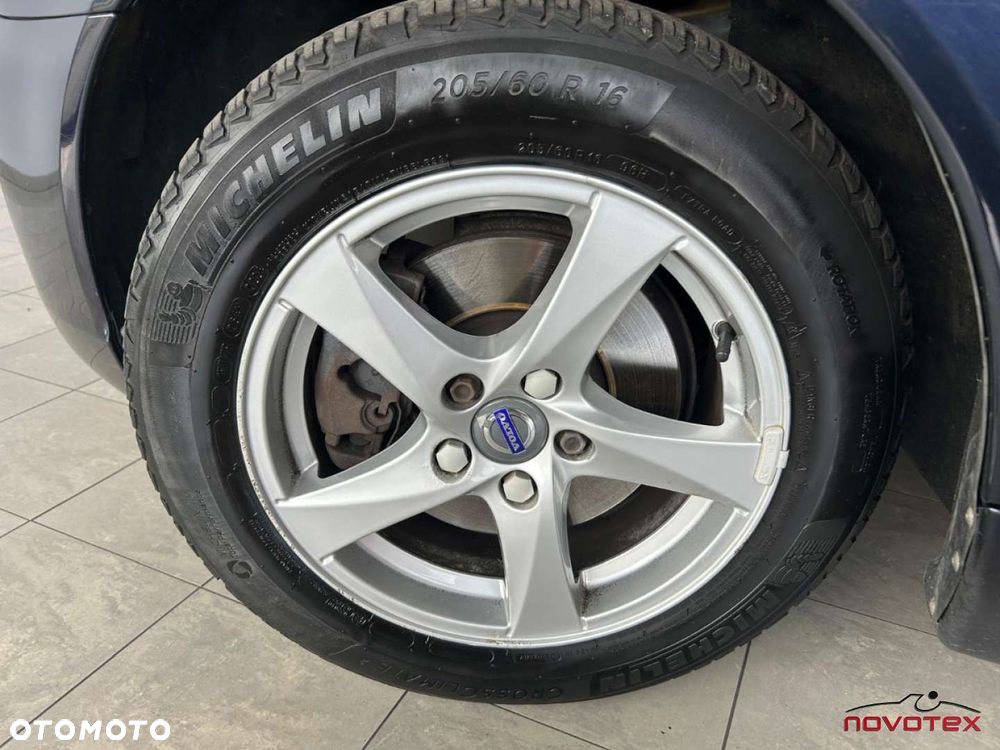 Volvo V70 D3 Momentum - 20
