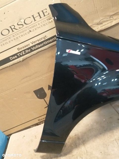 Audi Q7 Błotnik Prawy LZ9Y uszkodzony - 2