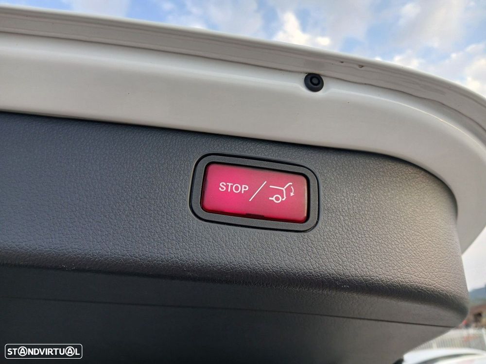 Mercedes-Benz C 220 Station d 9G-TRONIC Avantgarde - 13