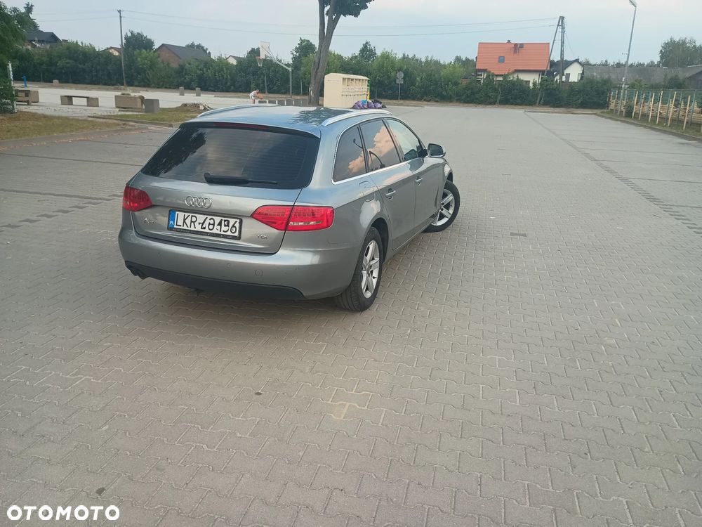 Audi A4 Avant - 5