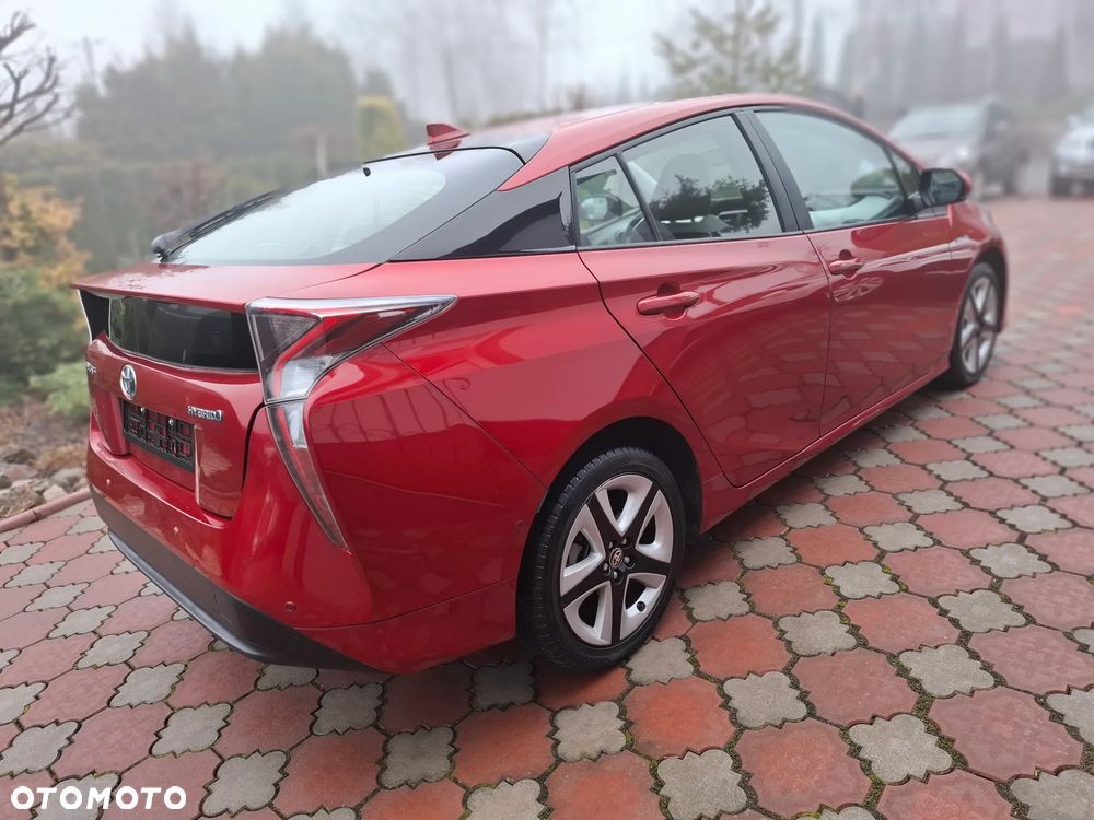 Toyota Prius Hybrid Executive - 6