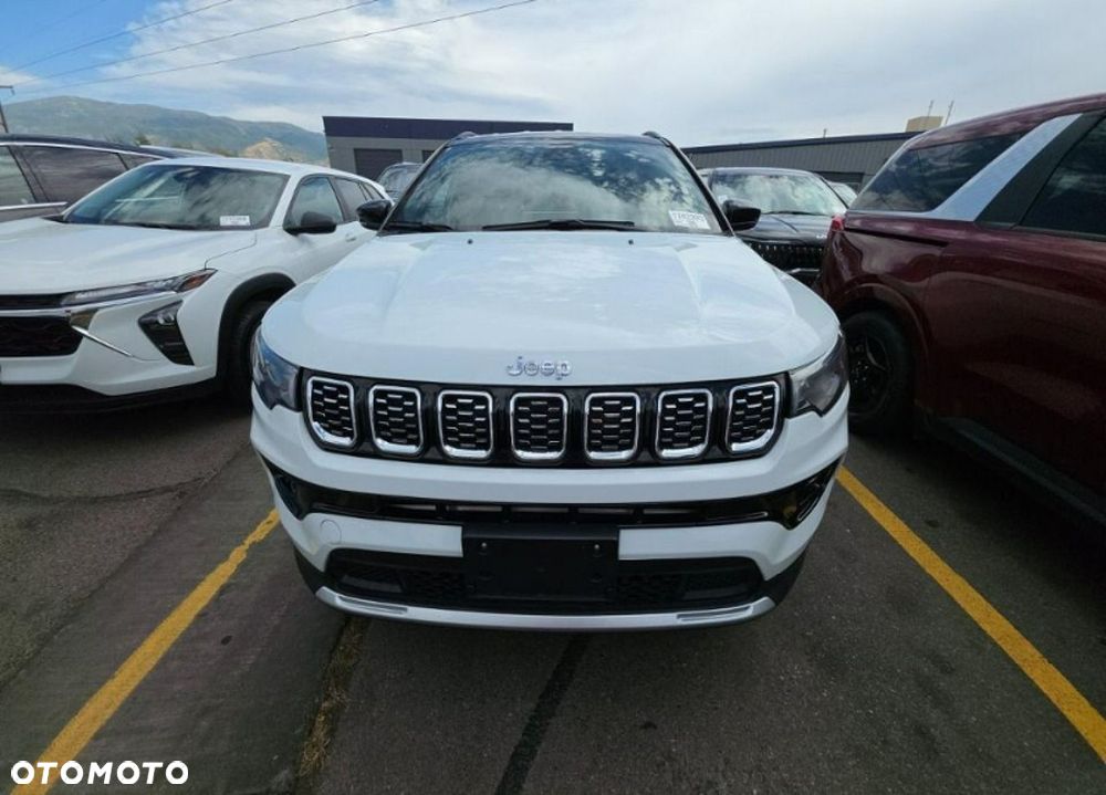 Jeep Compass - 2