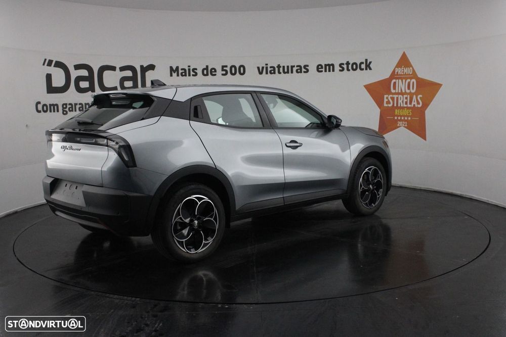 Alfa Romeo Junior Elletrica 50 kWh - 8