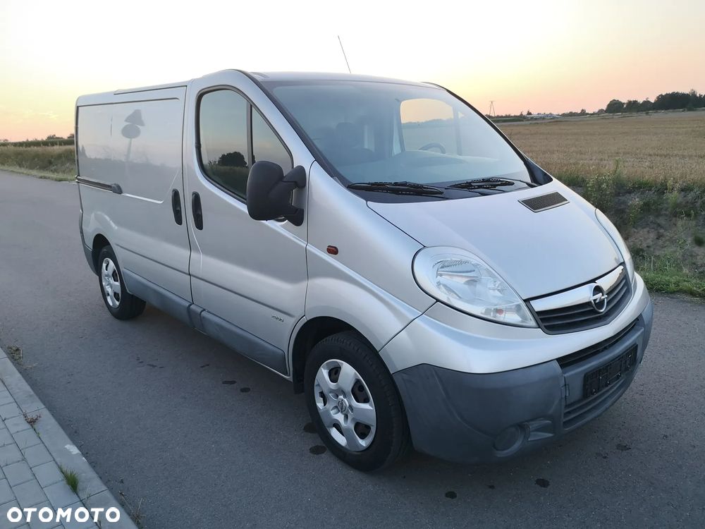 Opel VIVARO - 2