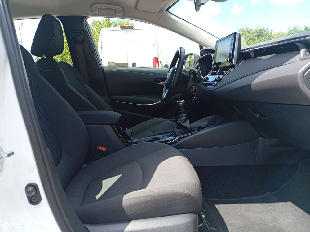 Toyota Corolla - 20