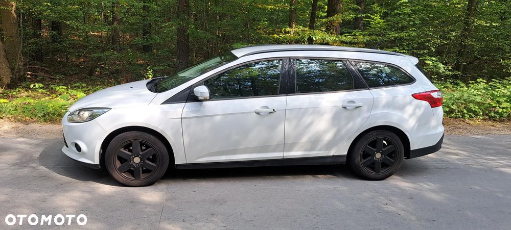Ford Focus 1.0 EcoBoost Ambiente - 2