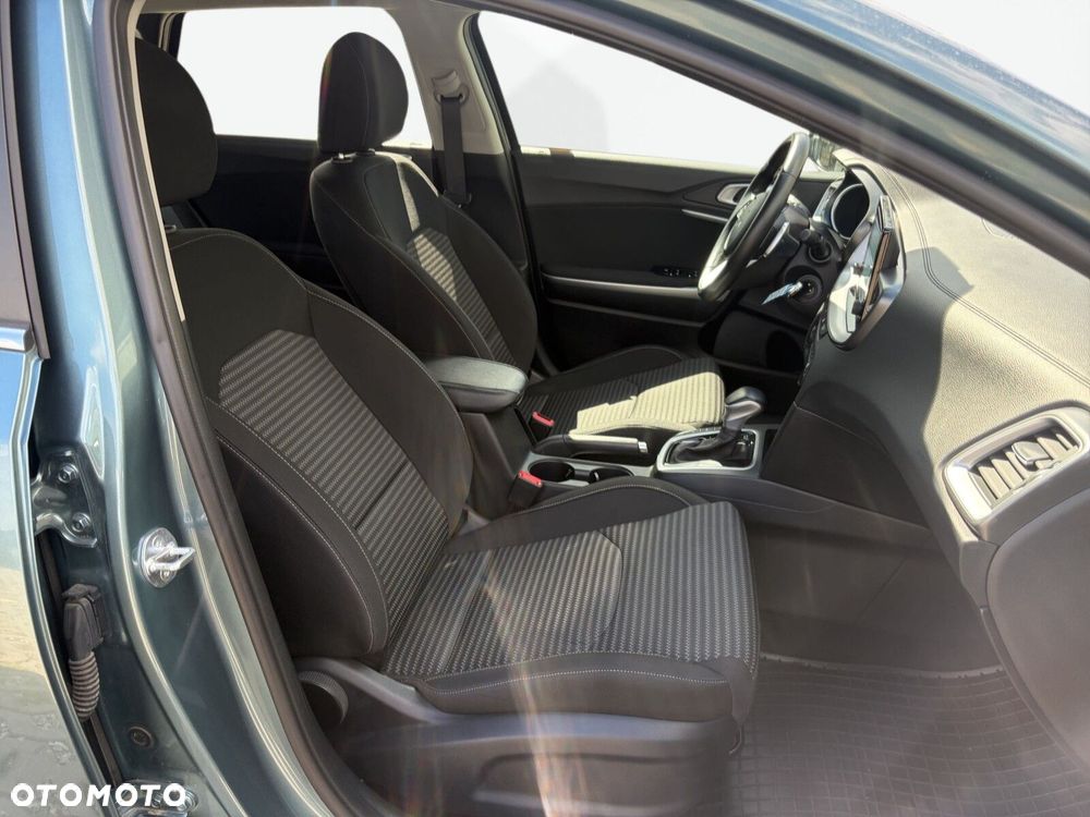 Kia Ceed 1.5 T-GDI M DCT - 13
