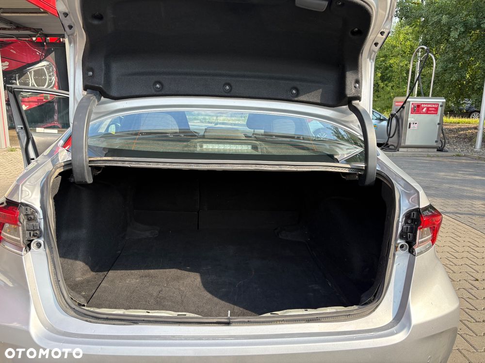 Toyota Corolla 1.5 Active - 8