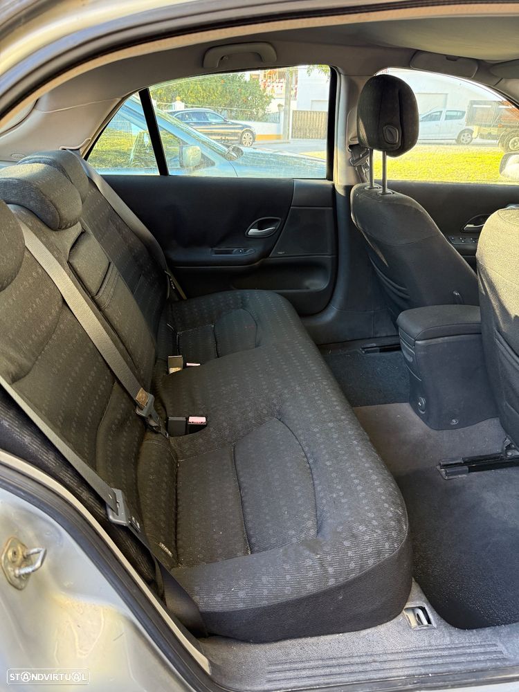 Renault Laguna 1.6 Expression - 7