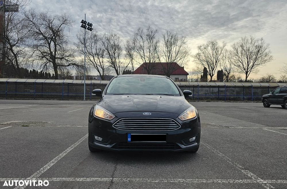 Ford Focus - 1