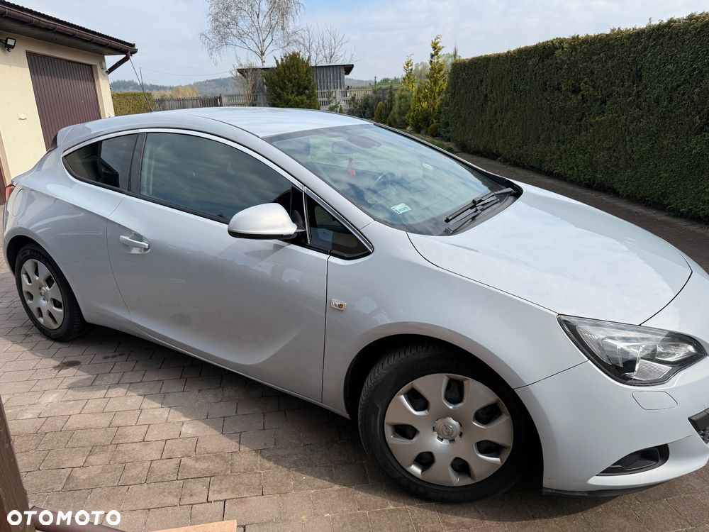 Opel Astra 2.0 CDTI ecoFLEX Start/Stop - 2