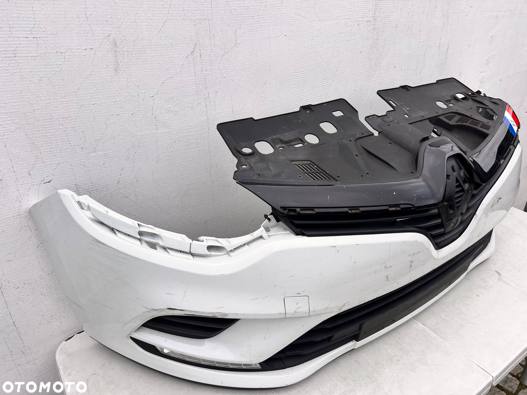 ZDERZAK PRZEDNI RENAULT CLIO IV LIFT 16- ORYGINAŁ - 4