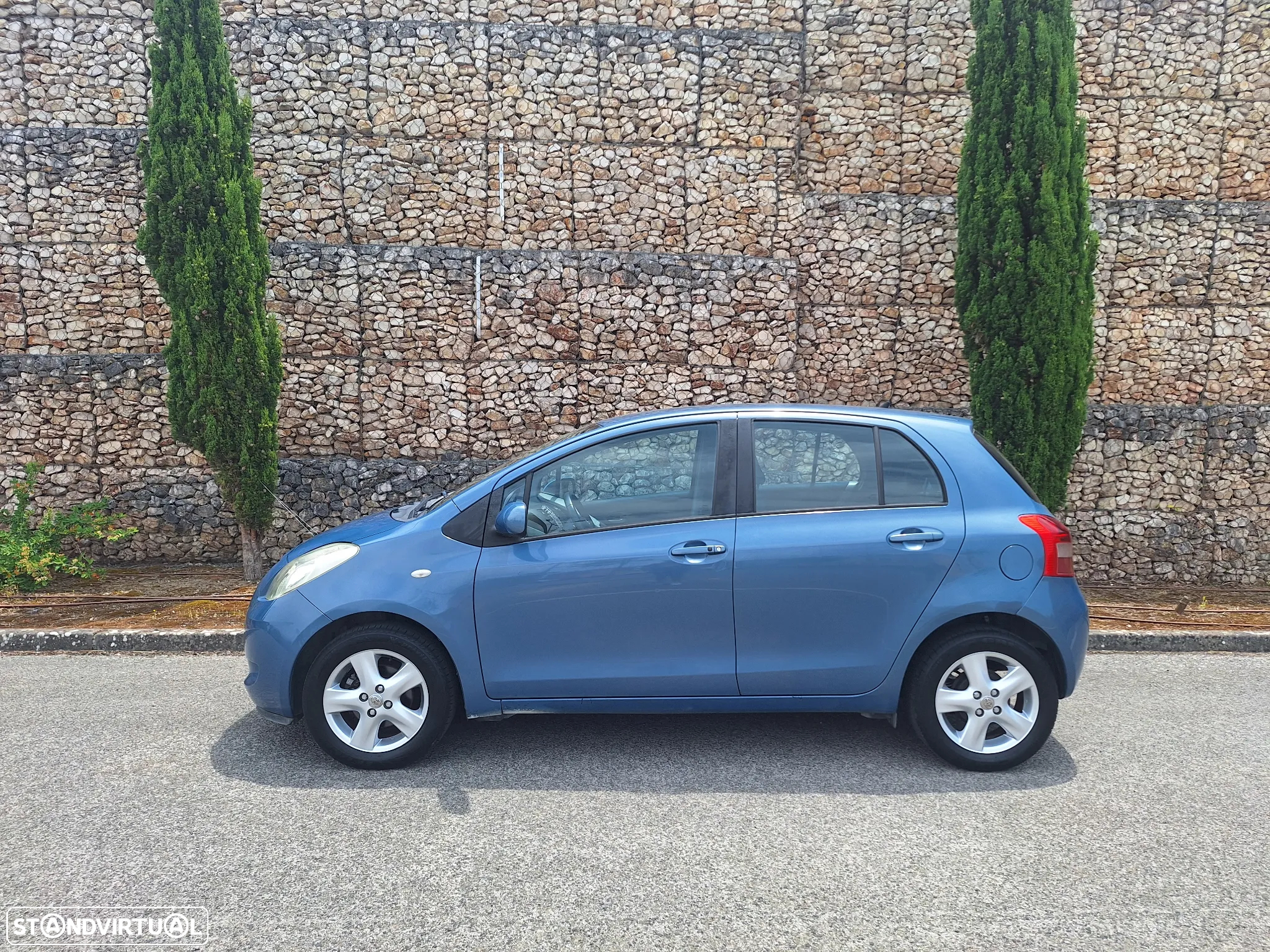 Toyota Yaris 1.0 VVT-i Sol High Pack MMT - 3