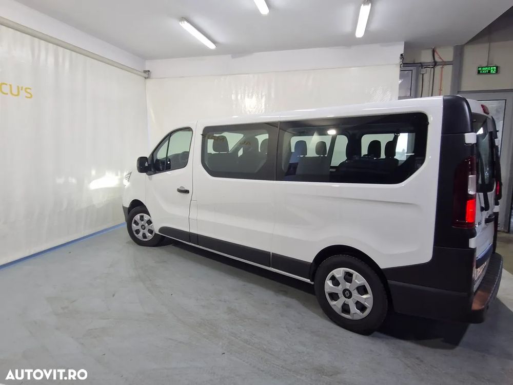 Renault Trafic Combi 2.0 Blue dCi 110 S&S L2 8+1 Life - 8