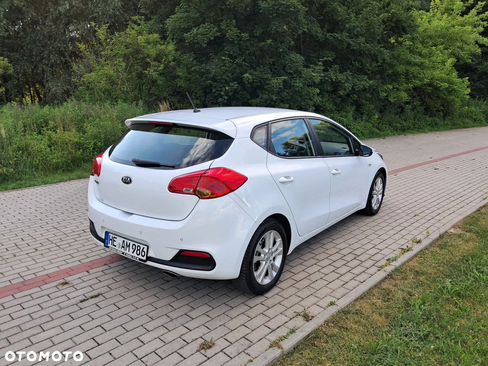 Kia Ceed - 7