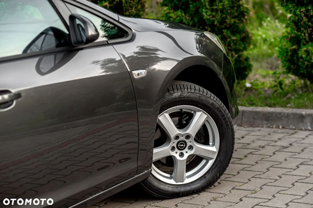 Opel Astra 1.4 Turbo - 10