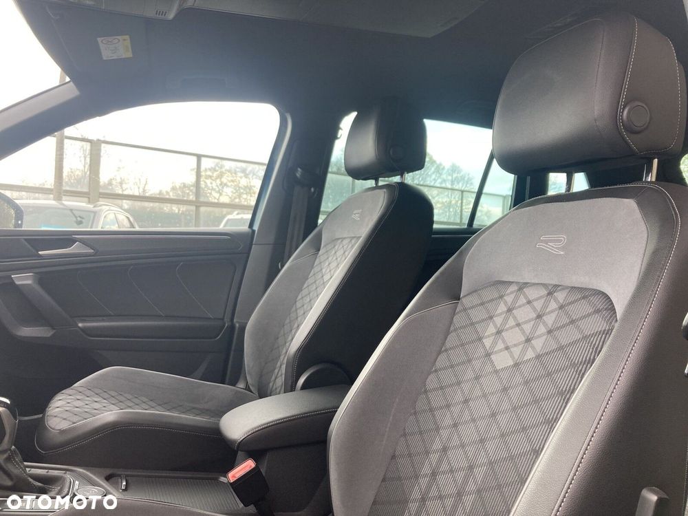Volkswagen Tiguan 2.0 TDI SCR 4Mot R-Line DSG - 17