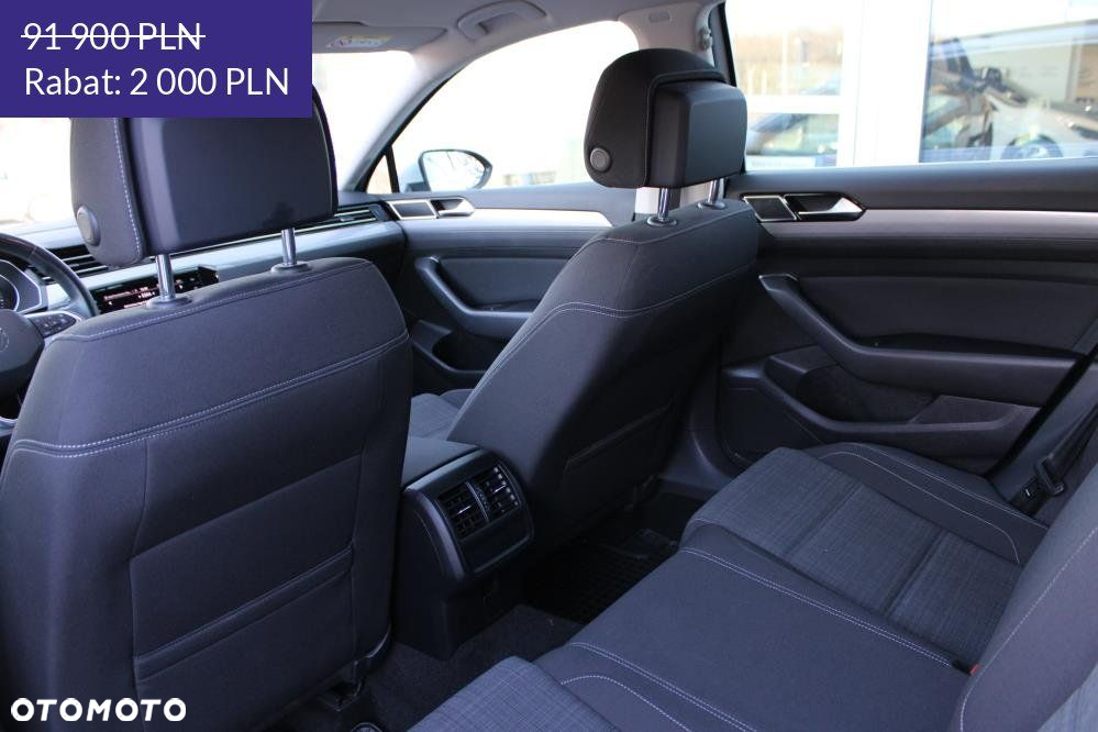 Volkswagen Passat - 11