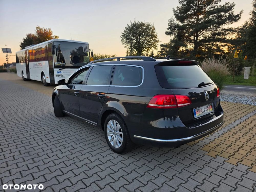 Volkswagen Passat 1.6 TDI Comfortline - 7