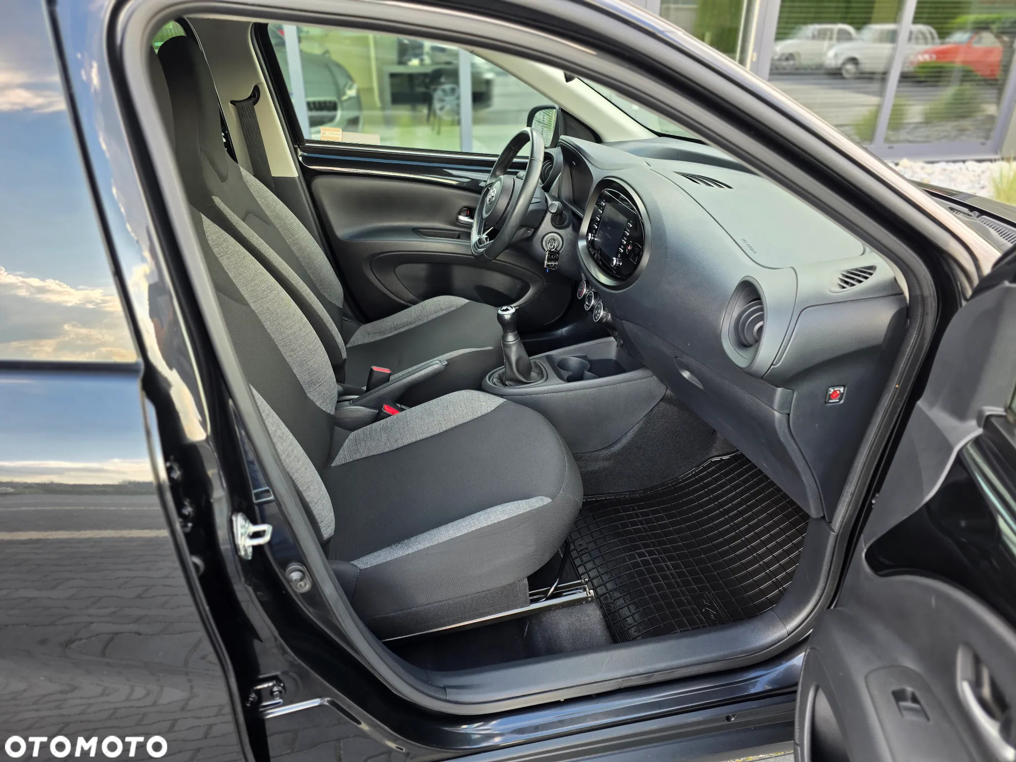 Toyota Aygo X 1.0 VVT-i Limited - 26
