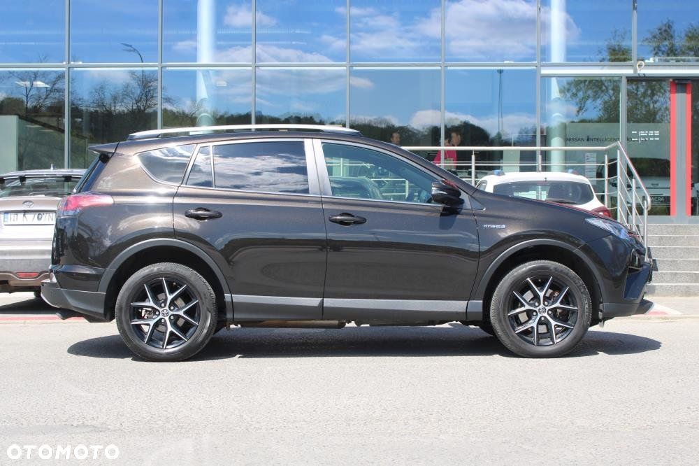 Toyota RAV4 - 4