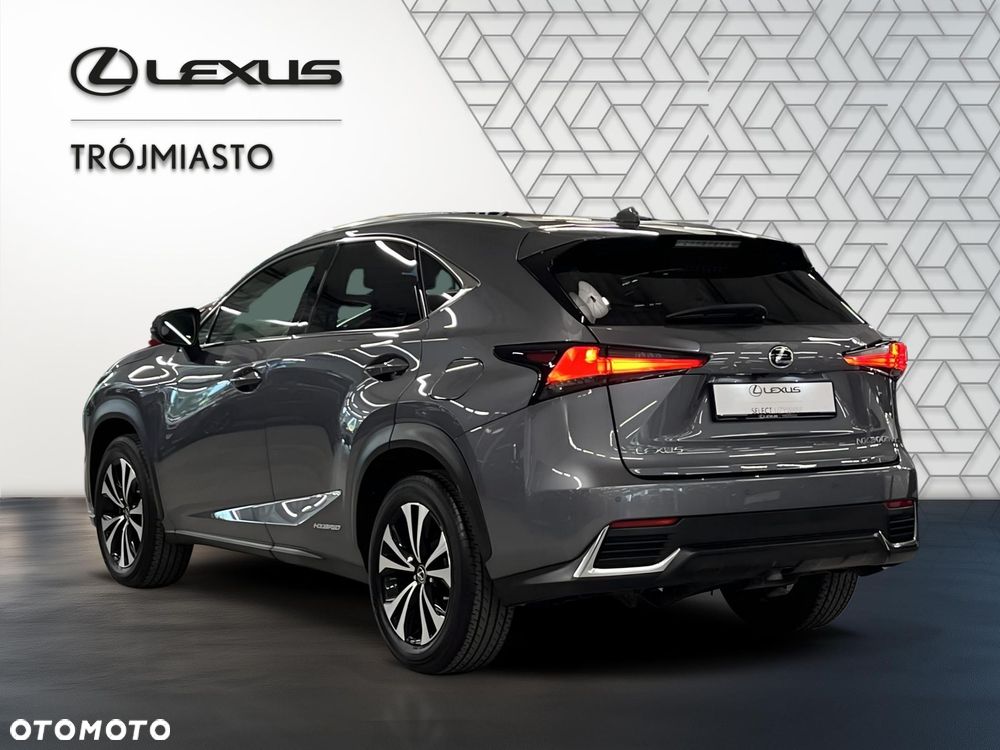 Lexus NX 300h F Impression AWD - 3