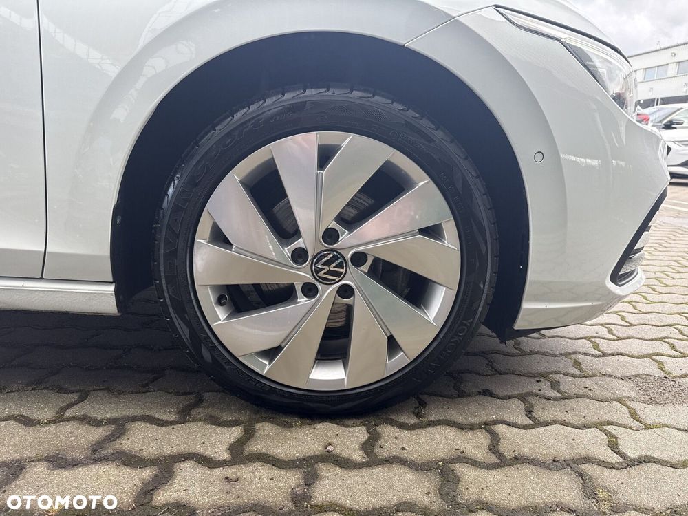 Volkswagen Golf 1.5 eTSI EVO Style DSG - 36